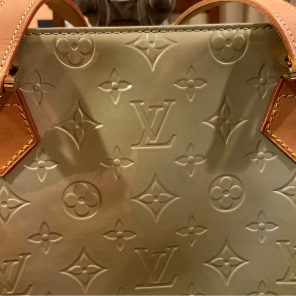 SOLD. LV Monogram Vernis Houston Tote - Picture 2 of 13